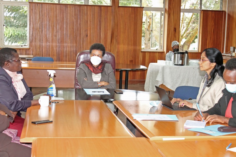 DEAN HOSTS PROF. ACHUTHAN FROM AMRITA UNIVERSITY