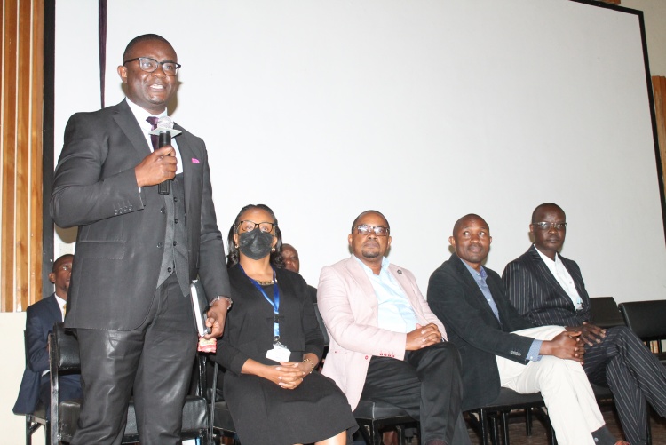 Head of Department of Human Anatomy addressing new students during orientation