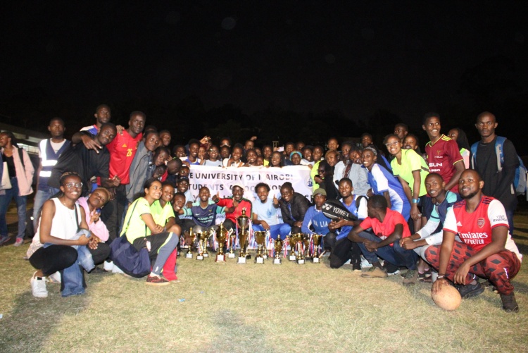 A group photo of Faculty of Health Sciences team with Deputy Vice Chancellor Academic Affairs Prof. Julius Ogeng'o during the University of Nairobi Annual Sports Day 2022.