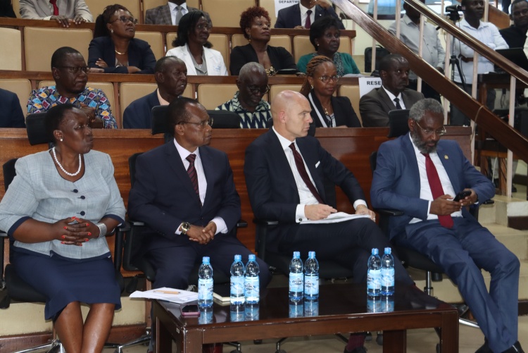 NEW CHANCELLOR'S VISIT 