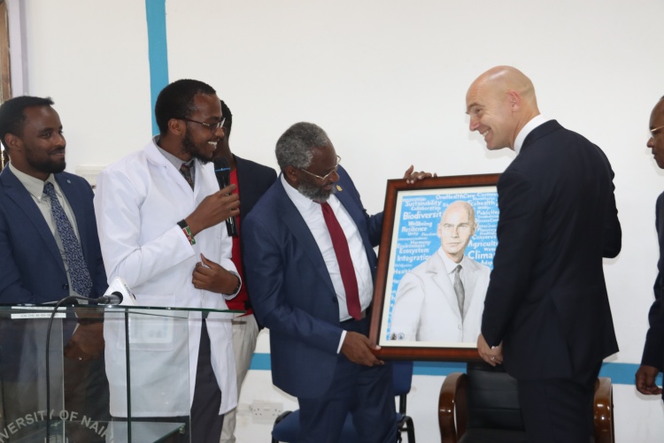 NEW CHANCELLOR'S VISIT 