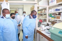 Prof. Rungano Jonas Zvobgo and Prof. Jacob Mufunda tour KAVI laboratory.